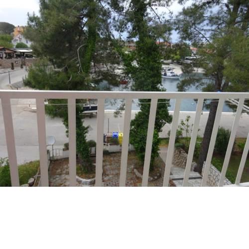 Charming Apartment in Porat on the Seaside