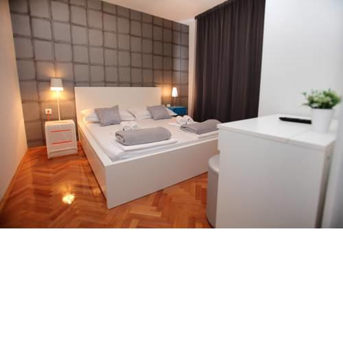 Apartment Happy Dreams