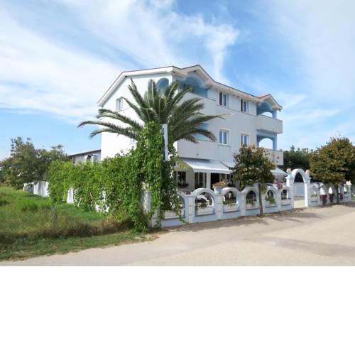 Apartment Haus Jadran (NIN121)