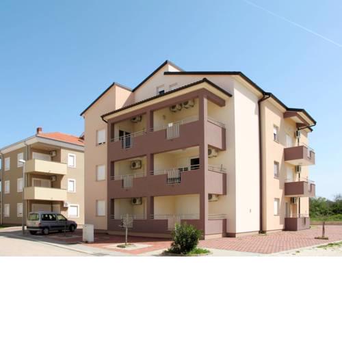 Apartment Haus Mira (PUL406)