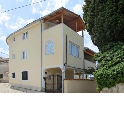 Apartment Haus Villa Dorina (PUL162)
