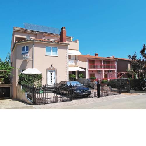 Apartment Haus Zwei Rosen (PUL554)