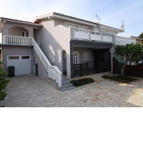 Apartment House
