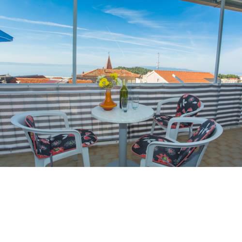 Apartment Ico