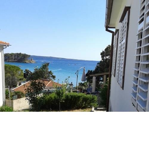 Apartment in Banjol with sea view, terrace, air conditioning, Wi-Fi (3803-1)