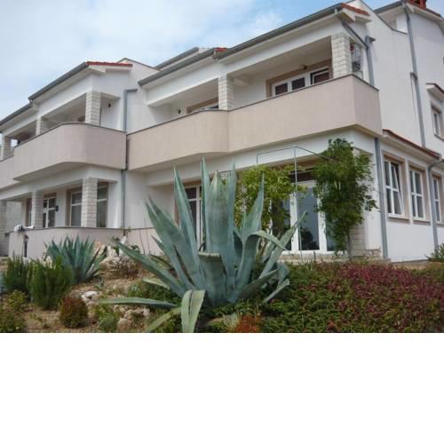Apartment in Barbat/Insel Rab 33077