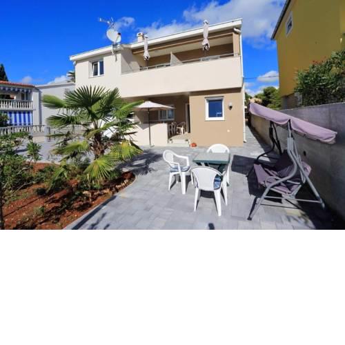 Apartment in Bibinje with sea view, terrace, air conditioning, WiFi (4875-1)