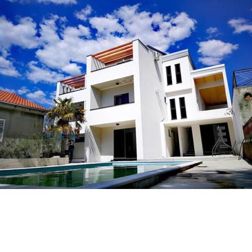 Apartment in Biograd na Moru with Terrace, Air conditioning, Wi-Fi (4805-2)