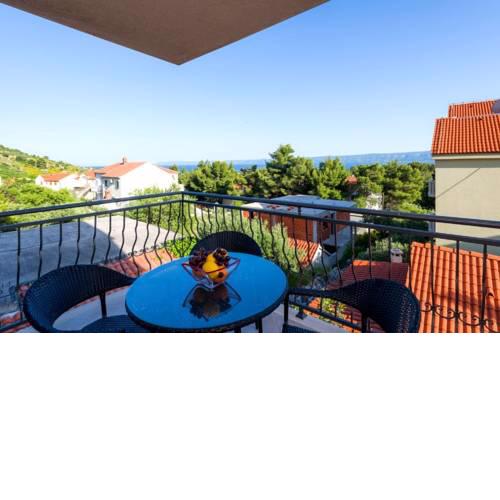 Apartment in Bol with Seaview, Balcony, Air condition, WIFI (156-8)