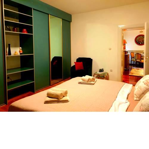 Apartment in Center of Zagreb: 'Lions Den 2'