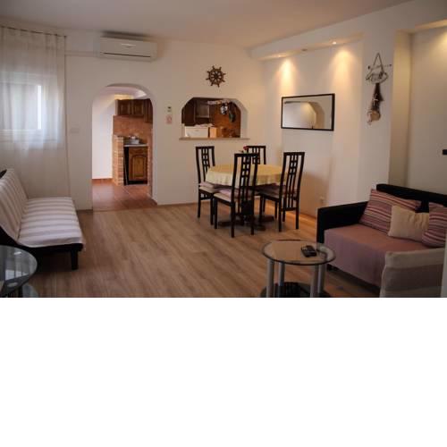 Apartment Ljubica 2