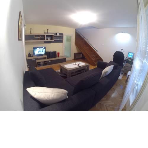 Apartment In Centre for 7