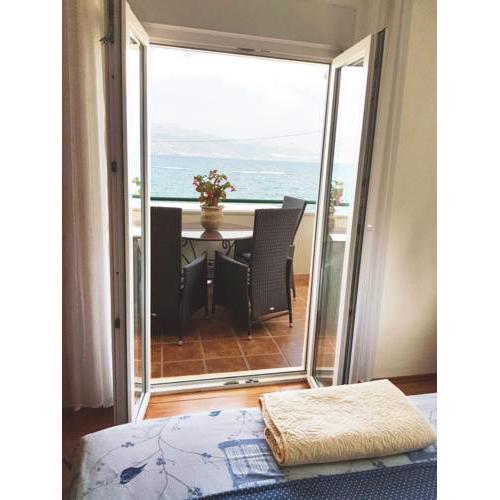 Apartment in Čiovo near beach, Trogir