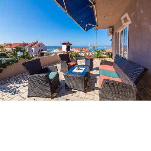 Apartment in Crikvenica 39162