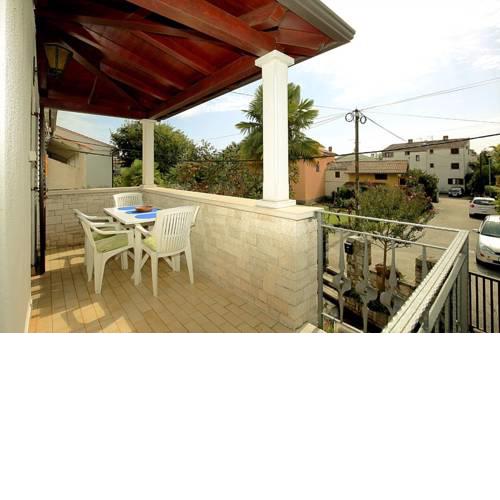 Apartment in Funtana with Seaview, Terrace, Air condition, WIFI (4700-1)