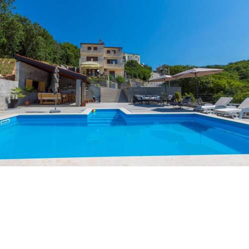 Apartment in Hreljin 39448