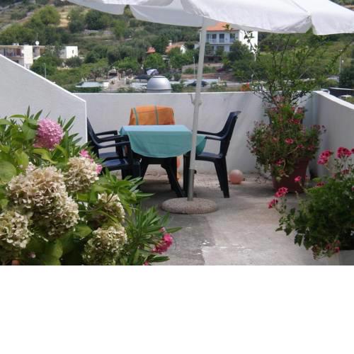 Apartment in Hvar town with terrace, air conditioning, WiFi, washing machine (4231-2)