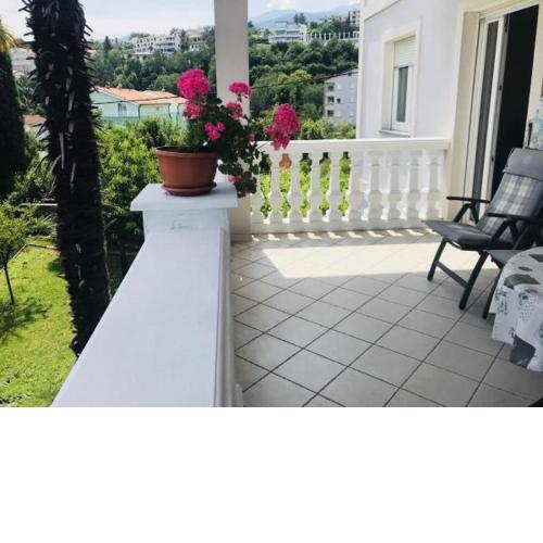 Apartment in Icici with sea view, terrace, air conditioning WiFi 4667-5