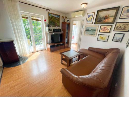 Apartment in Jadranovo 42258