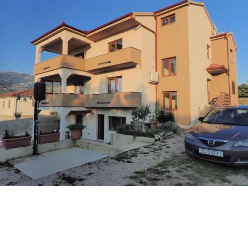 Apartment in Jasenice 35406