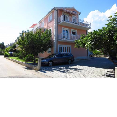 Apartment in Kastel Stafilic with balcony, air conditioning, W-LAN 3784-3