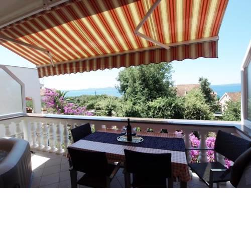 Apartment in Kožino with sea view, terrace, air conditioning, WiFi (4262-2)