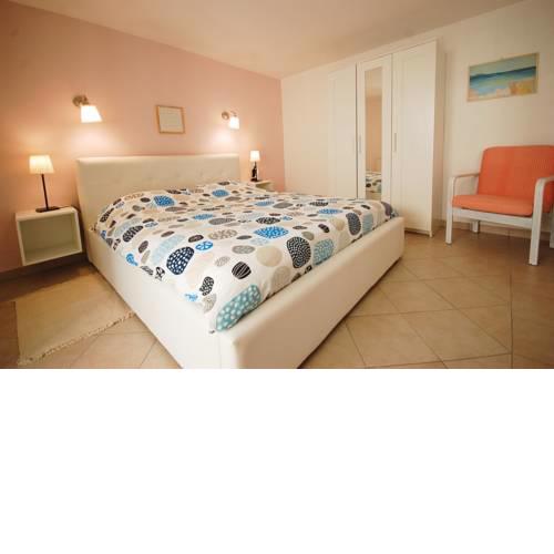 Apartment in Krk/Insel Krk 38008