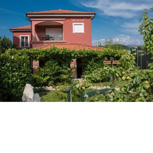Apartment in Lopar with balcony, air conditioning, WiFi, washing machine (4885-2)