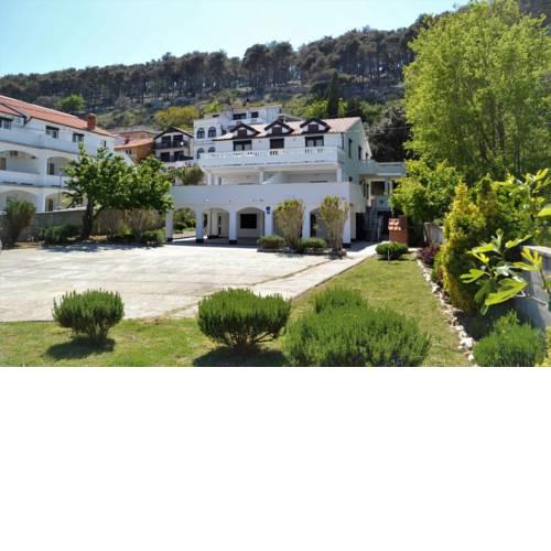 Apartment in Lopar with sea view, balcony, air conditioning, Wi-Fi (4607-4)