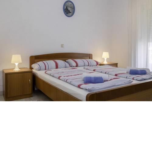 Apartment in Lopar with Terrace, Air conditioning, WIFI, Dishwasher (4612-1)