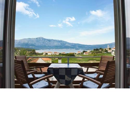 Apartment in Lumbarda with sea view, balcony, air conditioning, WiFi 4432-3