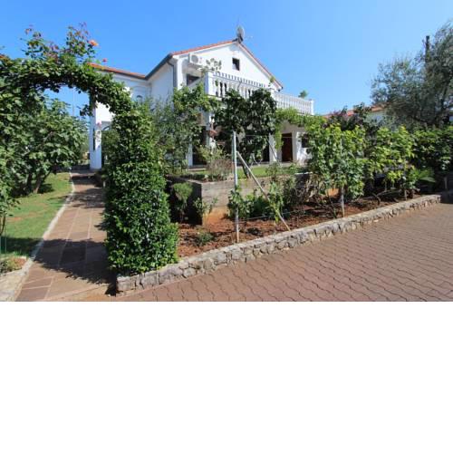 Apartment in Malinska 20