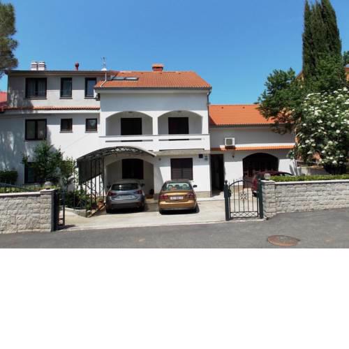 Apartment in Malinska with Terrace, WIFI, Washing machine (4690-4)