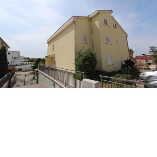 Apartment in Malinska/Insel Krk 35462