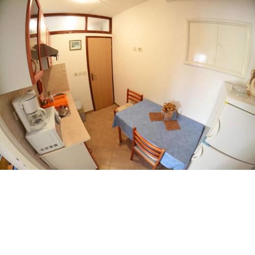 Apartment in Mundanije with Seaview, Terrace, Air condition, WIFI (3748-4)