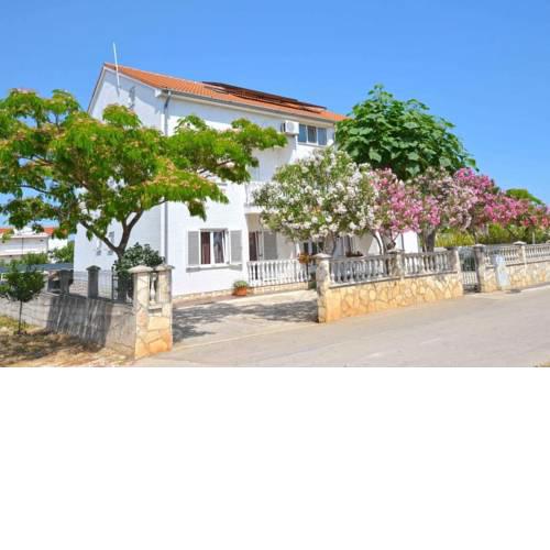 Apartment in Murter with sea view, balcony, air conditioning, Wi-Fi (4798-5)