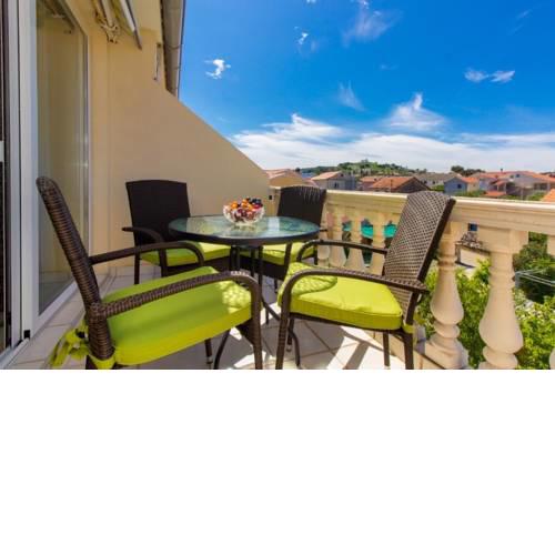 Apartment in Murter with Terrace, Air condition, WIFI (4363-2)