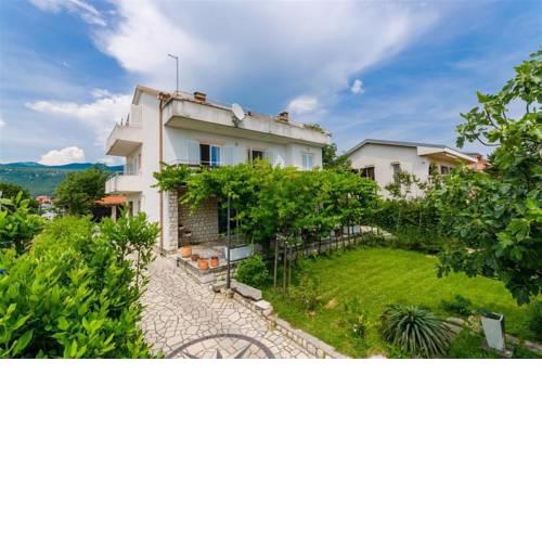 Apartment in Novi Vinodolski 15312