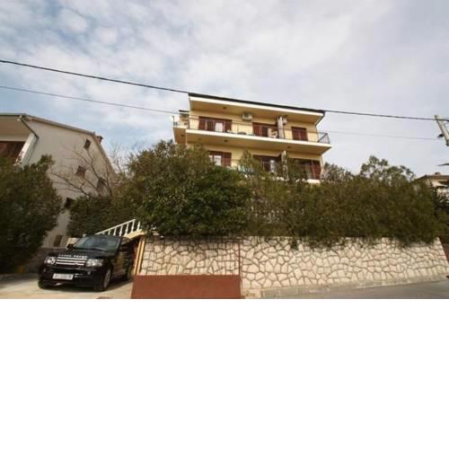 Apartment in Novi Vinodolski 5305