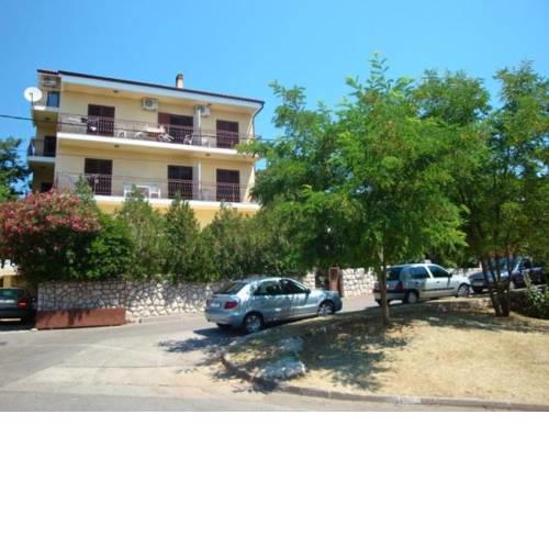 Apartment in Novi Vinodolski 5306