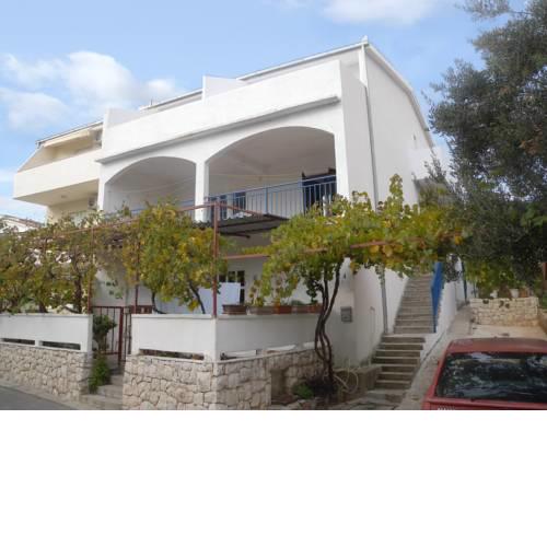 Apartment in Okrug Gornji 6138