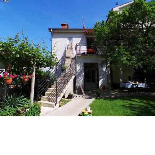 Apartment in Opric 15139