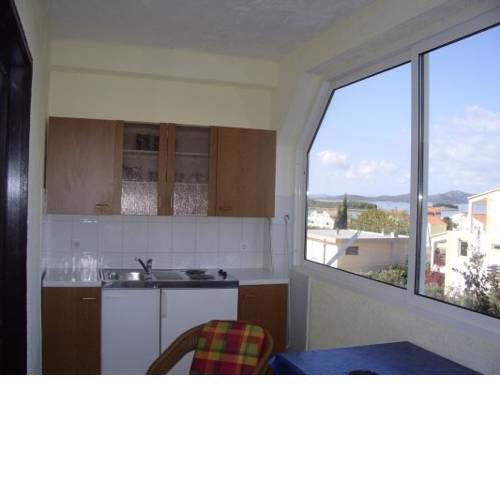 Apartment in Pakoštane with sea view, balcony, air conditioning, WiFi (3680-3)
