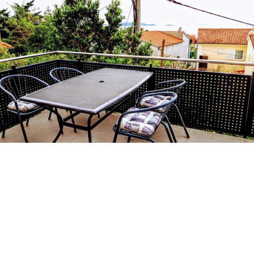 Apartment in Pakostane with sea view, terrace, air conditioning, WiFi 4819-4