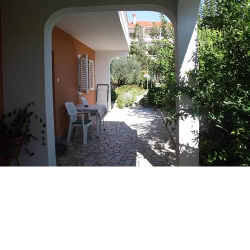 Apartment in Palit with Terrace, Air conditioning, Wi-Fi, Washing machine (4613-2)