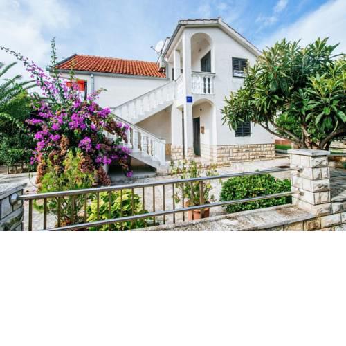 Apartment in Petrcane/Zadar Riviera 7842