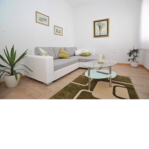 Apartment in Poljana with sea view, terrace, air conditioning, W-LAN 3617-3
