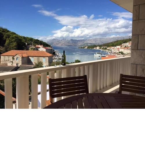 Apartment in Povlja with sea view, terrace, air conditioning, WiFi 3419-1