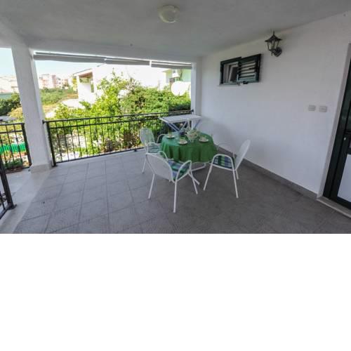 Apartment in Promajna with Terrace, Air conditioning, Wi-Fi, Washing machine (4778-2)