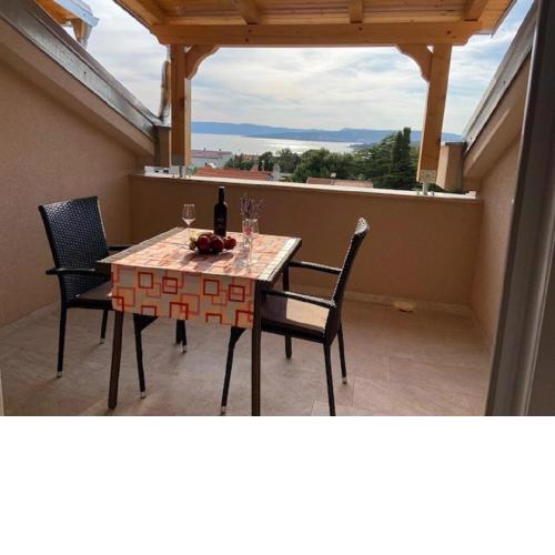 Apartment in Punat with sea view, terrace, air conditioning, W-LAN 4534-2